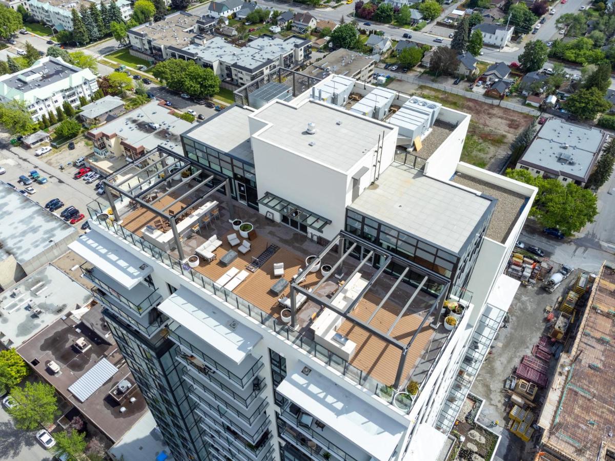 Brand New Luxury Downtown Near The Beach #13 Kelowna Zewnętrze zdjęcie