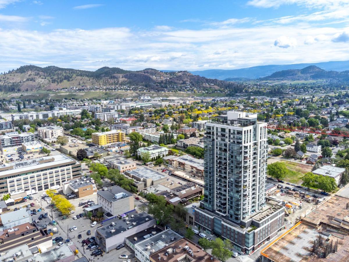 Brand New Luxury Downtown Near The Beach #13 Kelowna Zewnętrze zdjęcie